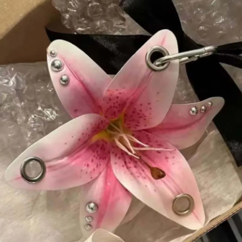 Creative Simulation Flower Alloy Keychain for Men Women Hiphop Cool Orchid Lily Keychain Fashion Backpack Decoration Accessories